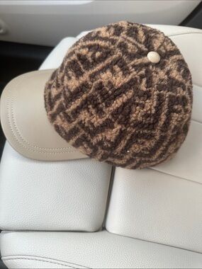Fendi Brown & Tan Logo Wool Cap